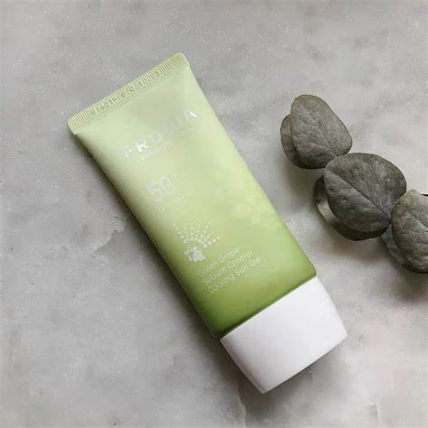 FRUDIA - Green Grape Sebum Pore Control Sunscreen SPF50 50g