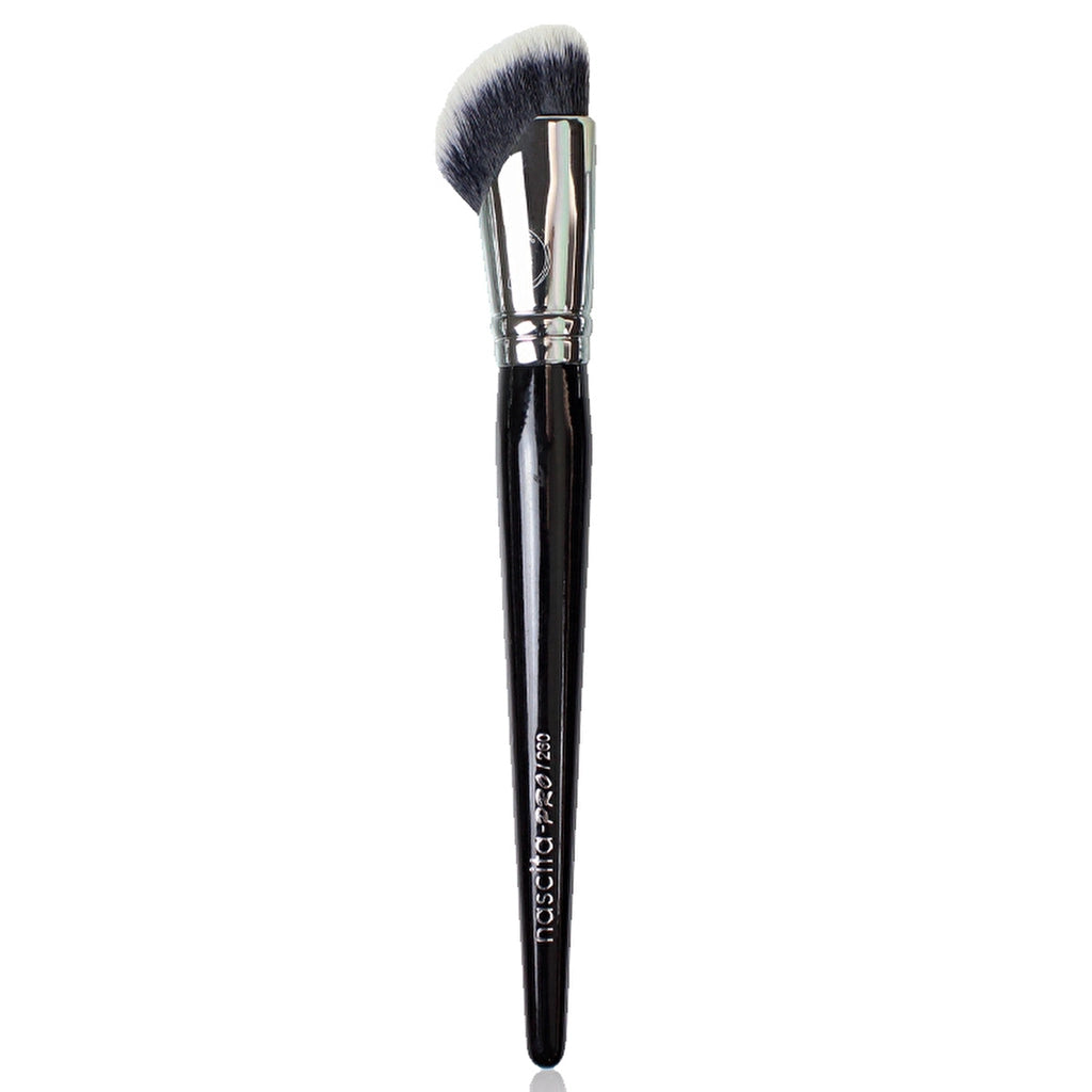 Nascita Pro Slanted Contour Makeup Brush 260